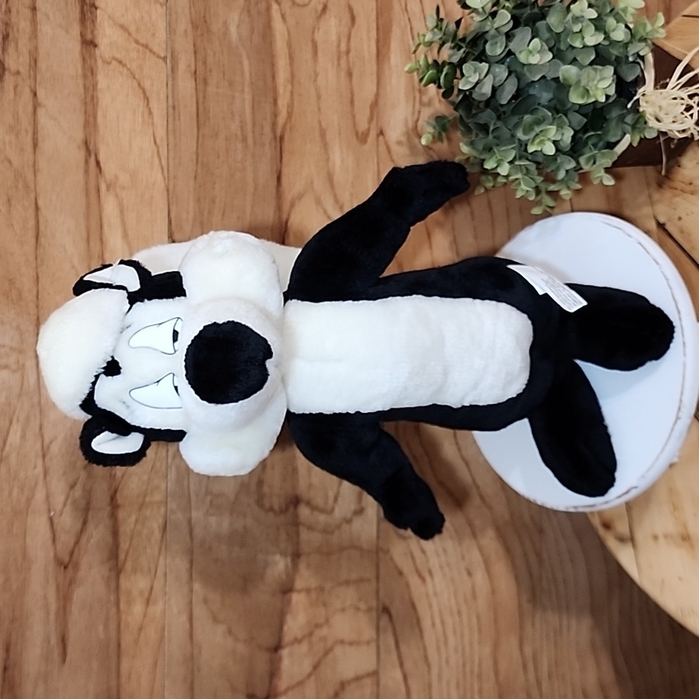 Warner Bros Looney Tunes Pepe Le Pew 17” Plush 1998